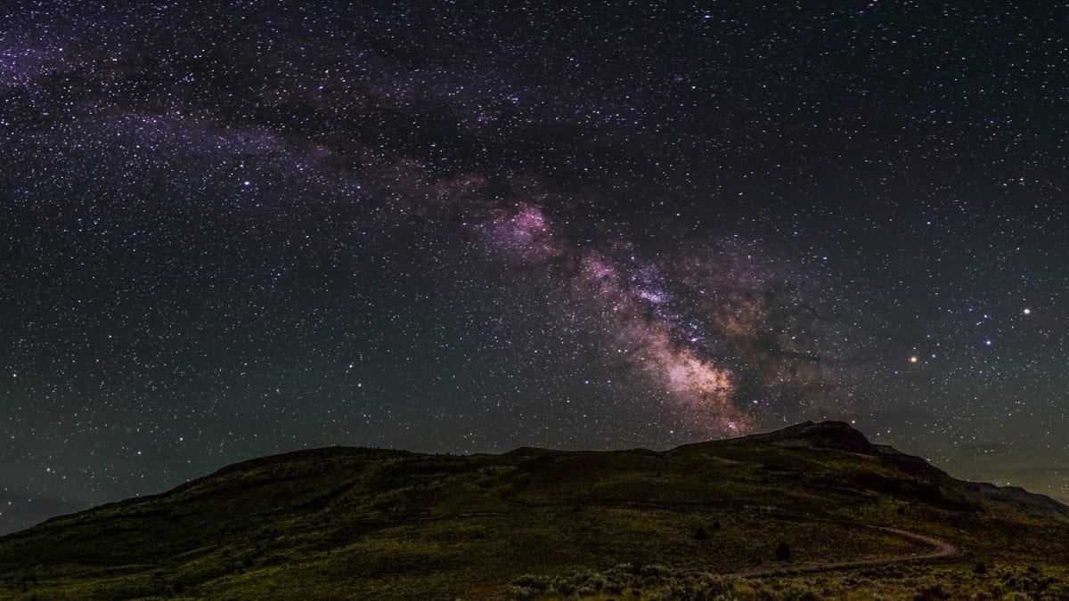 Stargazers rejoice! Oregon Outback named as world’s largest dark sky sanctuary Stargazers rejoice! Oregon Outback named as world’s largest dark sky sanctuary