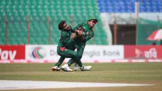 Uncapped keeper Jaker Ali hospitalised as multiple injuries headline 3rd ODI between Bangladesh and Sri Lanka