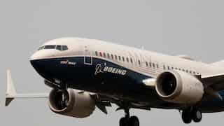 Alaska Airlines Boeing 737 now reports crack in windshield while landing in Portland