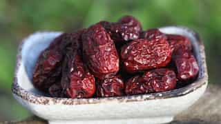 Kashmir: Dates become most-sold food item during Ramadan as sales surge