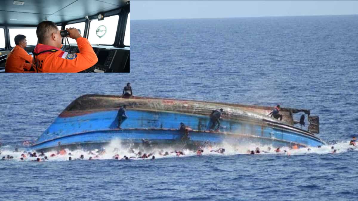 Rohingya refugees rescued after a night on hull of capsised boat Rohingya refugees rescued after a night on hull of capsised boat