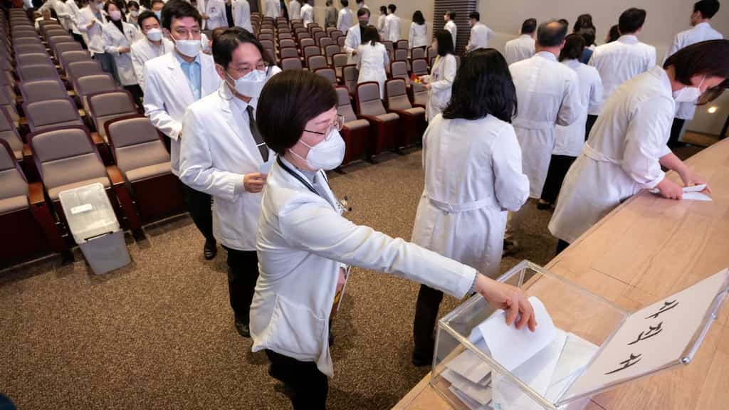 South Korean medical professors join trainee doctors' strike against government plan