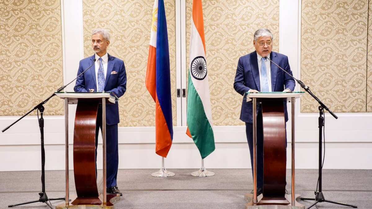 India firmly supports Philippines sovereignty: Jaishankar in wake of South China Sea incidents India firmly supports Philippines sovereignty: Jaishankar in wake of South China Sea incidents