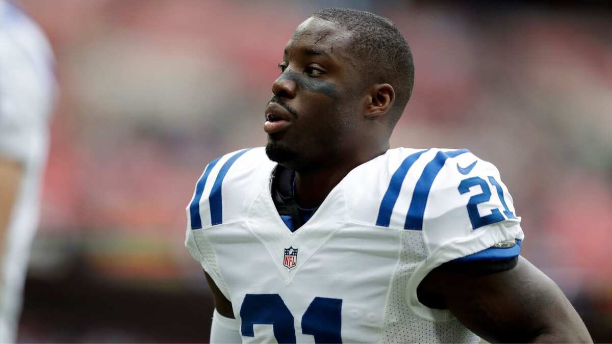 NFL: Former Miami Dolphins cornerback Vontae Davis found dead in Florida; police confirm no foul play NFL: Former Miami Dolphins cornerback Vontae Davis found dead in Florida; police confirm no foul play
