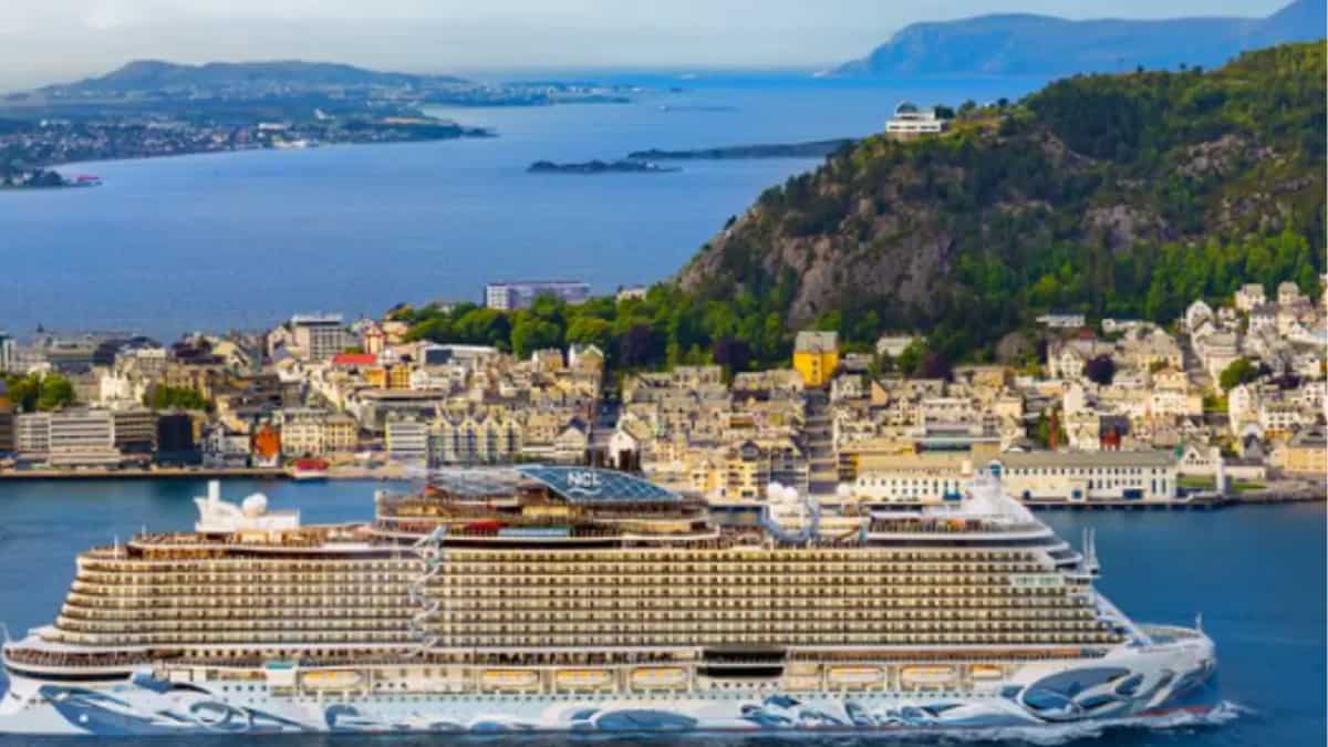 Norwegian Cruise Line Holdings surges as profit forecasts sail higher