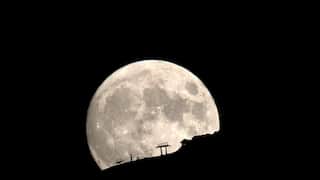 Earthlings will soon be able to calculate what time it is on the Moon. Here's how