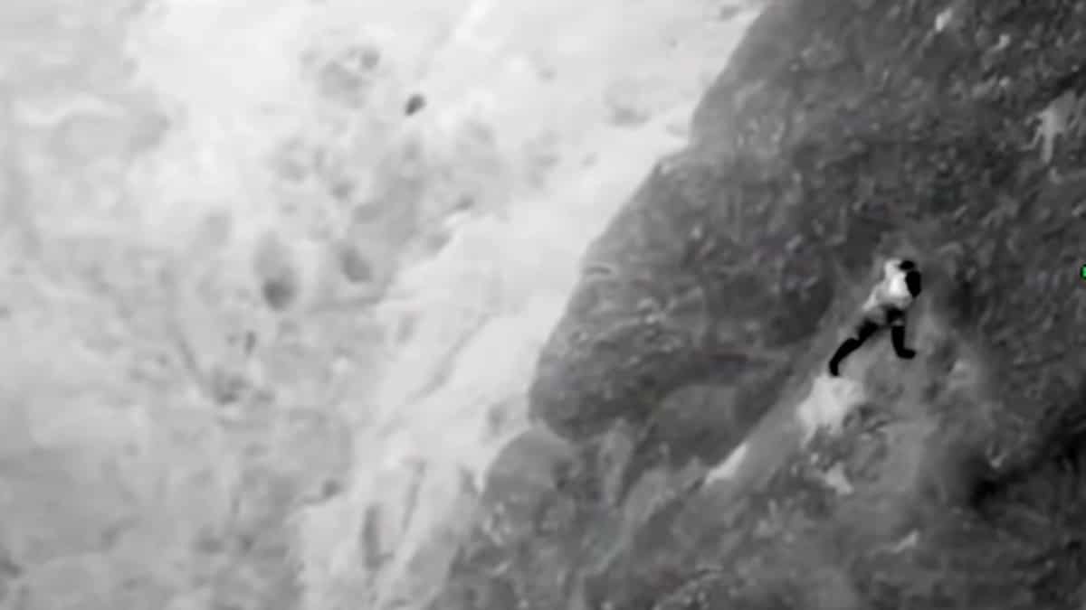 Watch: Hiker clings to rock face during daring rescue in California