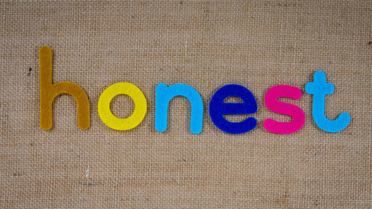 Honest people more likely to fall for scams on internet, study indicates