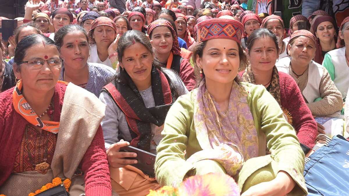 Lok Sabha elections 2024: Kangana Ranaut quashes rumours of 'consuming beef', calls herself 'proud Hindu' Lok Sabha elections 2024: Kangana Ranaut quashes rumours of 'consuming beef', calls herself 'proud Hindu'