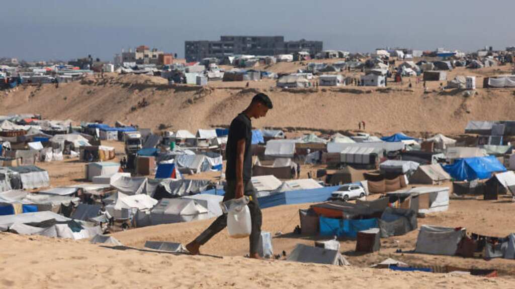 Israel to buy 40,000 tents for evacuating Palestinians from Rafah before launching ground offensive: Report