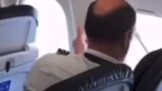 What's happening! Pilot seen repairing plane window minutes before takeoff