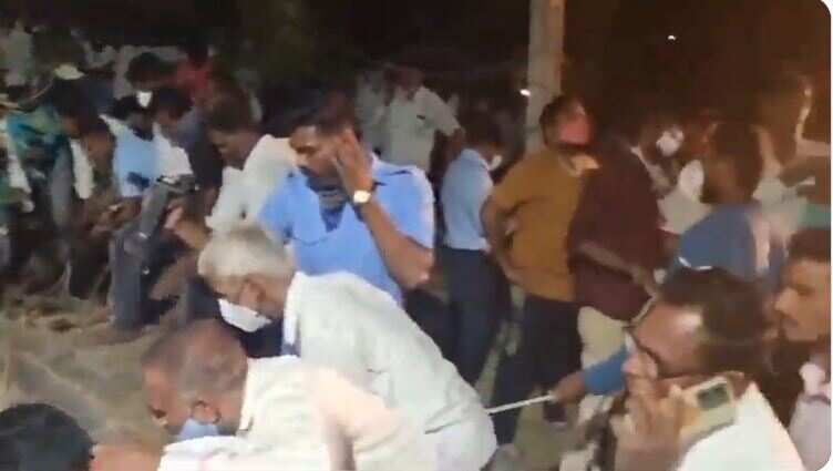 Watch: Five family members die in India while rescuing a cat from abandoned well