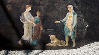 Archaeologists find well-preserved fresco paintings replete with Trojan War characters in Pompeii