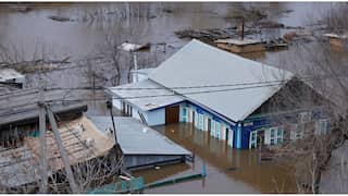 Russian city calls for mass evacuations due to rapidly rising flood waters