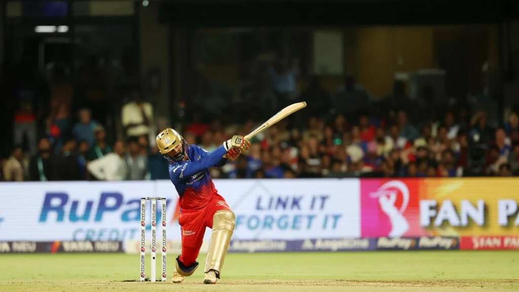 IPL 2024: VIDEO | RCB's Dinesh Karthik hits 108-metre six vs SRH, ball lands on stadium roof
