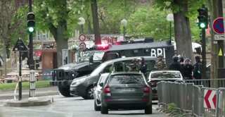 French police arrest man who threatened to blow himself up at Iranian consulate in Paris