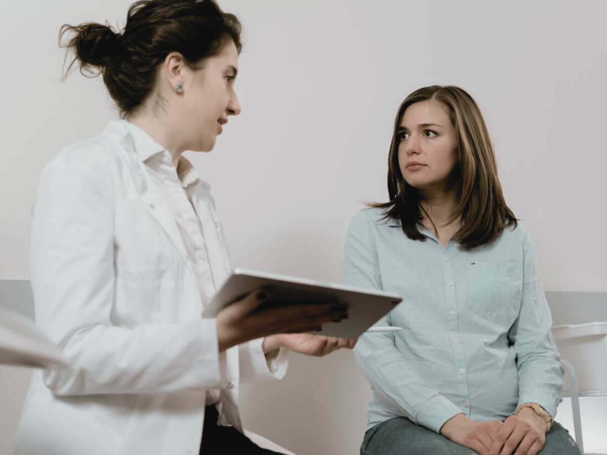 Women are less likely to die if treated by female doctors: Study Women are less likely to die if treated by female doctors: Study