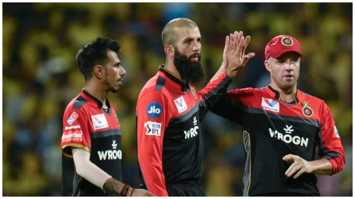 IPL 2024: De Villiers lauds Yuzvendra Chahal for 200 wickets, reveals being emotional when spinner left RCB IPL 2024: De Villiers lauds Yuzvendra Chahal for 200 wickets, reveals being emotional when spinner left RCB