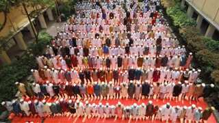 Scorching heat prompts school closures in Bangladesh