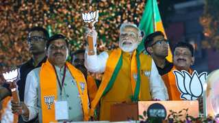 Modi slams Congress, says SC’s EVM ruling a ‘tight slap’ for oppn; Rahul Gandhi says PM is ‘nervous’