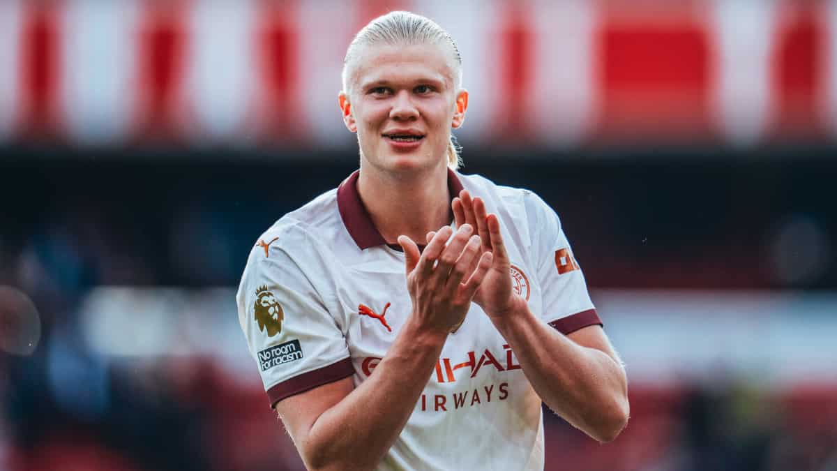 Premier League: Manchester City stay close to table-toppers Arsenal with win over Nottingham Forest