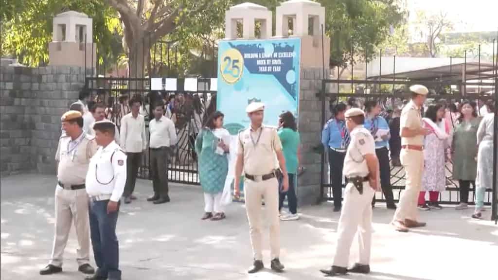 Delhi Bomb Threat: Nearly 100 schools in Delhi, Noida, and Lucknow receive bomb threats. Here's the latest