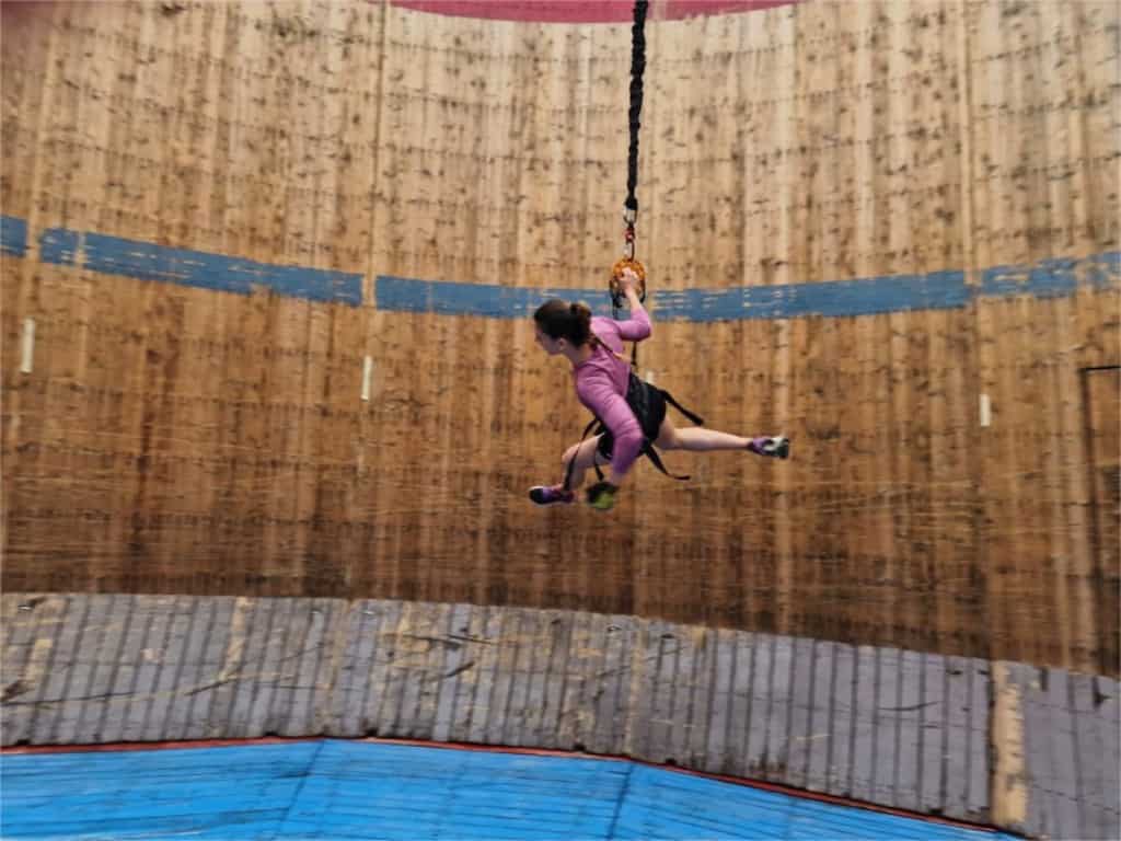 'Wall of Death' workout can keep astronauts fit on the Moon. Here's how it works