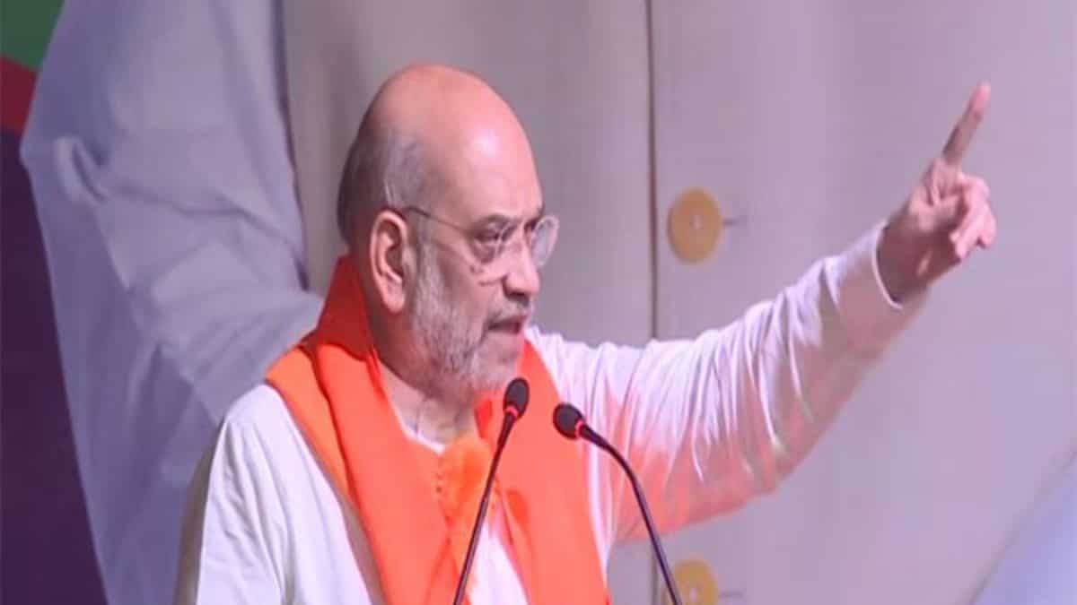Delhi Police to summon Telangana Congress members in Amit Shah's doctored video case Delhi Police to summon Telangana Congress members in Amit Shah's doctored video case