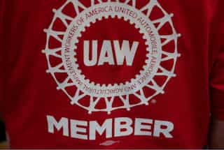 UAW members ratify new labour contract with Daimler Truck