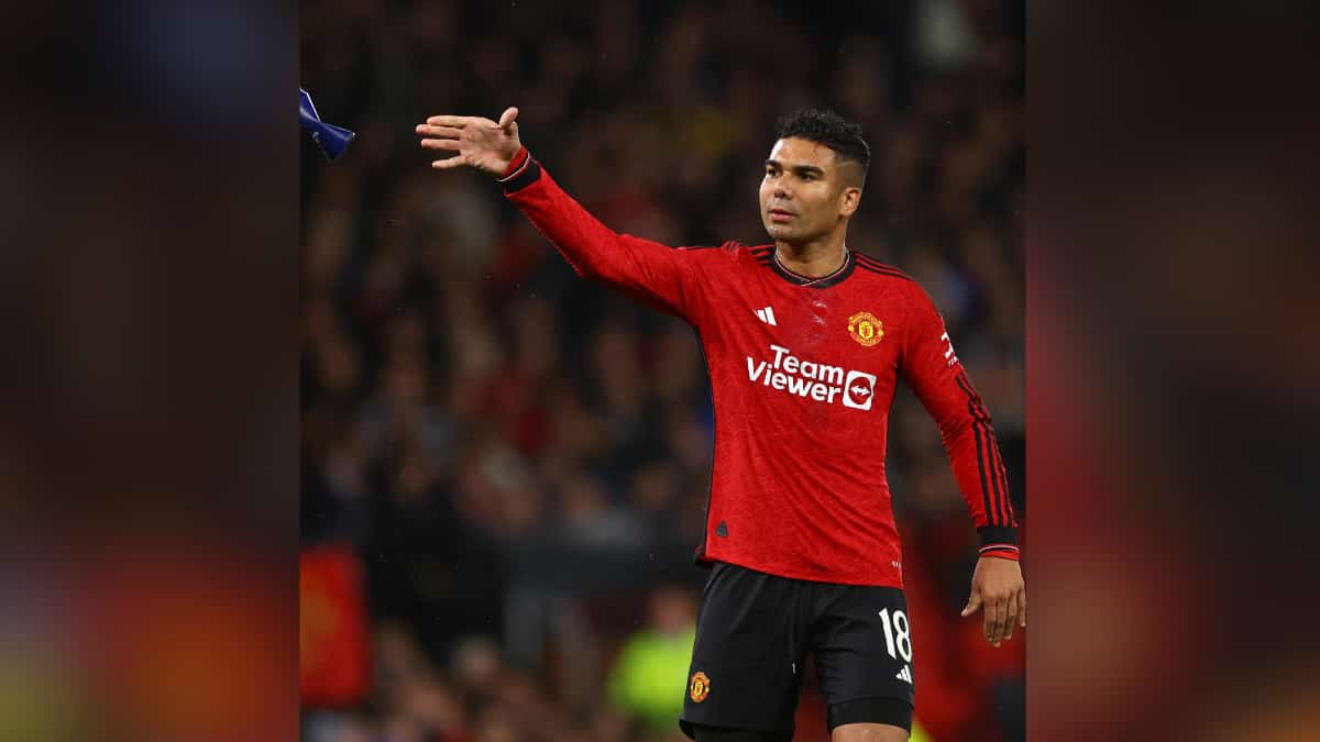Former Liverpool star tells Man United's Casemiro to leave for MLS or Saudi