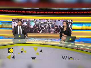 Pakistan: Protest against division of courts, lawyers & police clash in Lahore