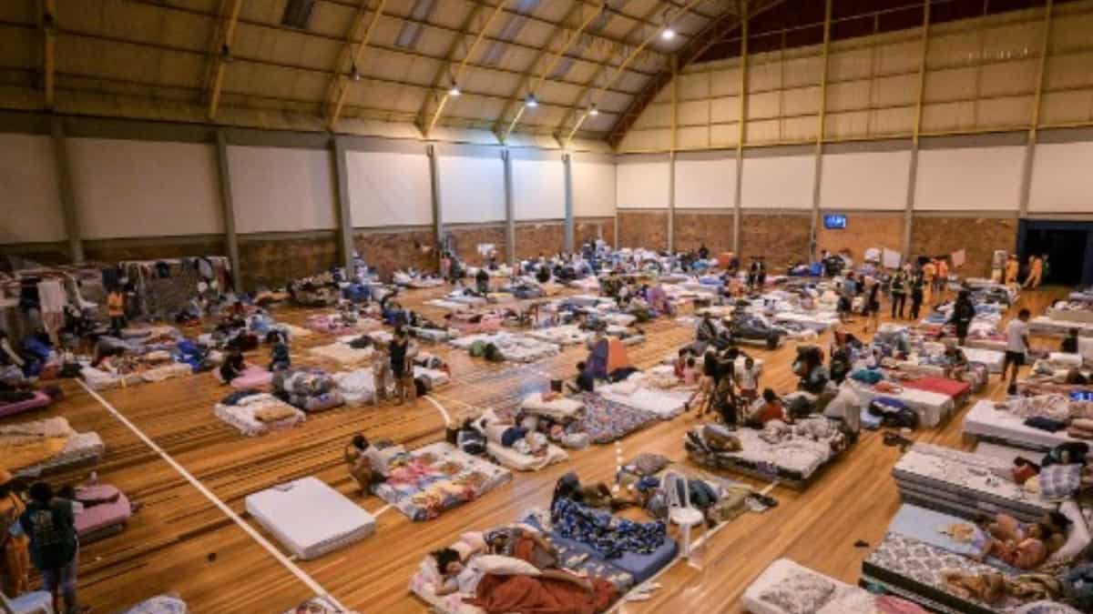 Brazil floods destroy nearly 100,000 homes, death toll surpasses 100 Brazil floods destroy nearly 100,000 homes, death toll surpasses 100