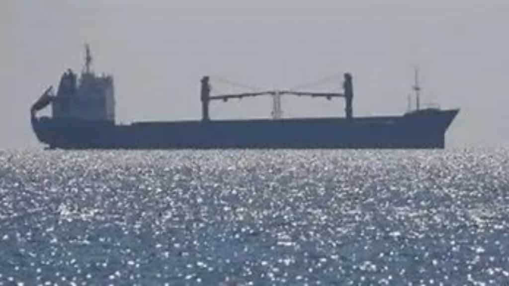 Iran releases 5 Indian sailors from seized ship