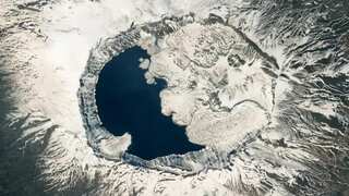 NASA captures divine ‘yin-yang’ symbol sitting atop Turkish volcano