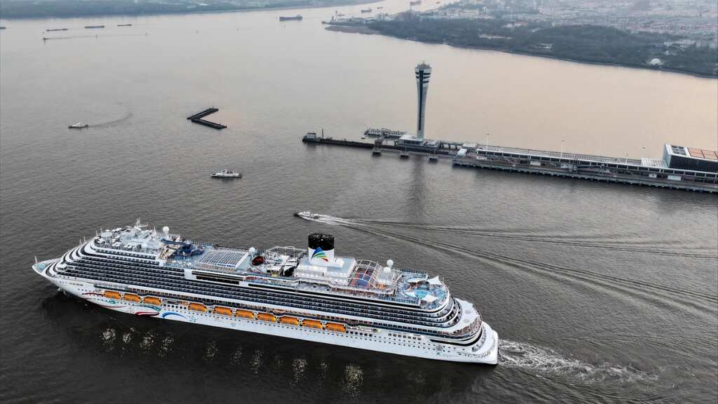 China allows visa-free entry for foreign tour groups via cruise ships