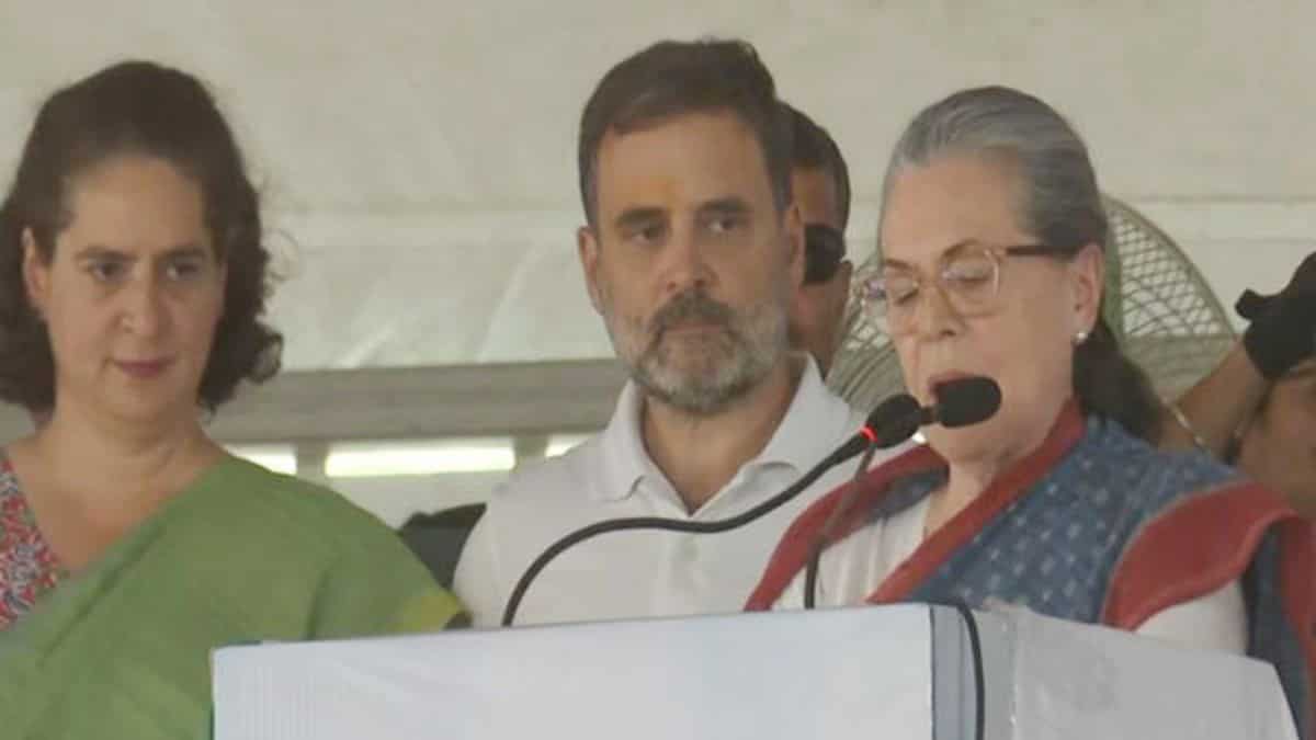 Sonia Gandhi's emotional appeal to people of Raebareli; 'I am handing over my son to you'