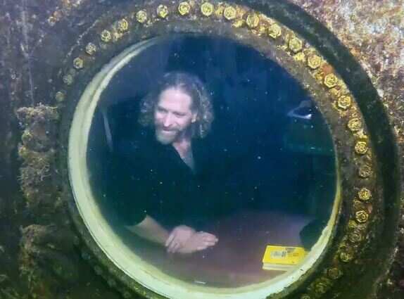 Man spends 93 days under Atlantic Sea, becomes ‘10 years younger’