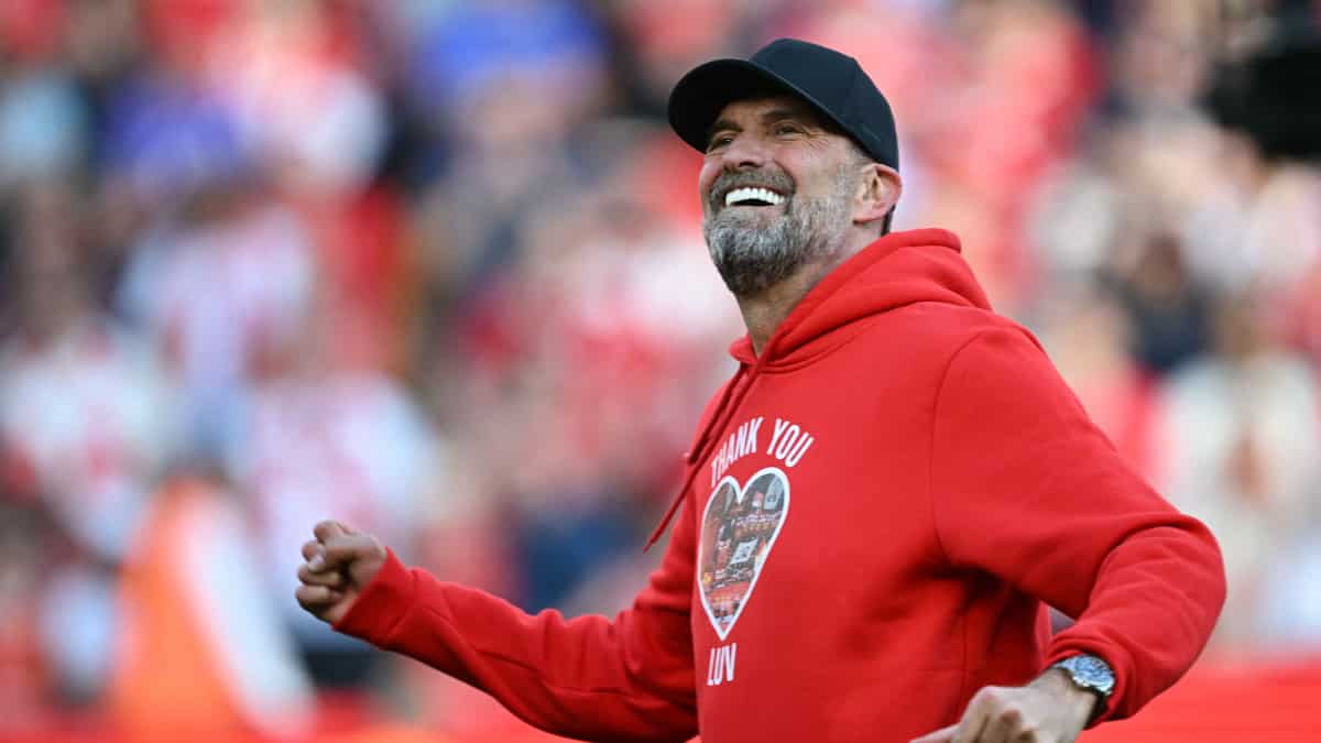 ’Arne Slot, na na na na na’: Jurgen Klopp rolls out red carpet for new manager on Liverpool farewell - WATCH