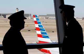 Fed appeals court revives American Airlines pilots' military pay suit