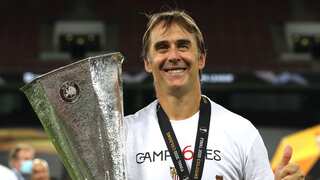 Julen Lopetegui officially succeeds David Moyes at West Ham United; to start work on 1 July