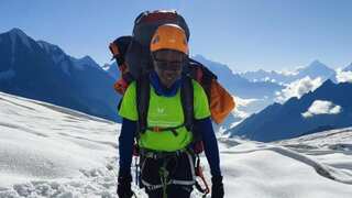 Kenyan climber found dead near Everest peak, fourth fatality this week
