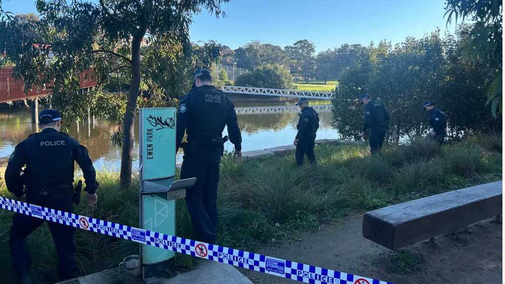Frantic search for mother and baby after signs of birth found on Sydney riverbank