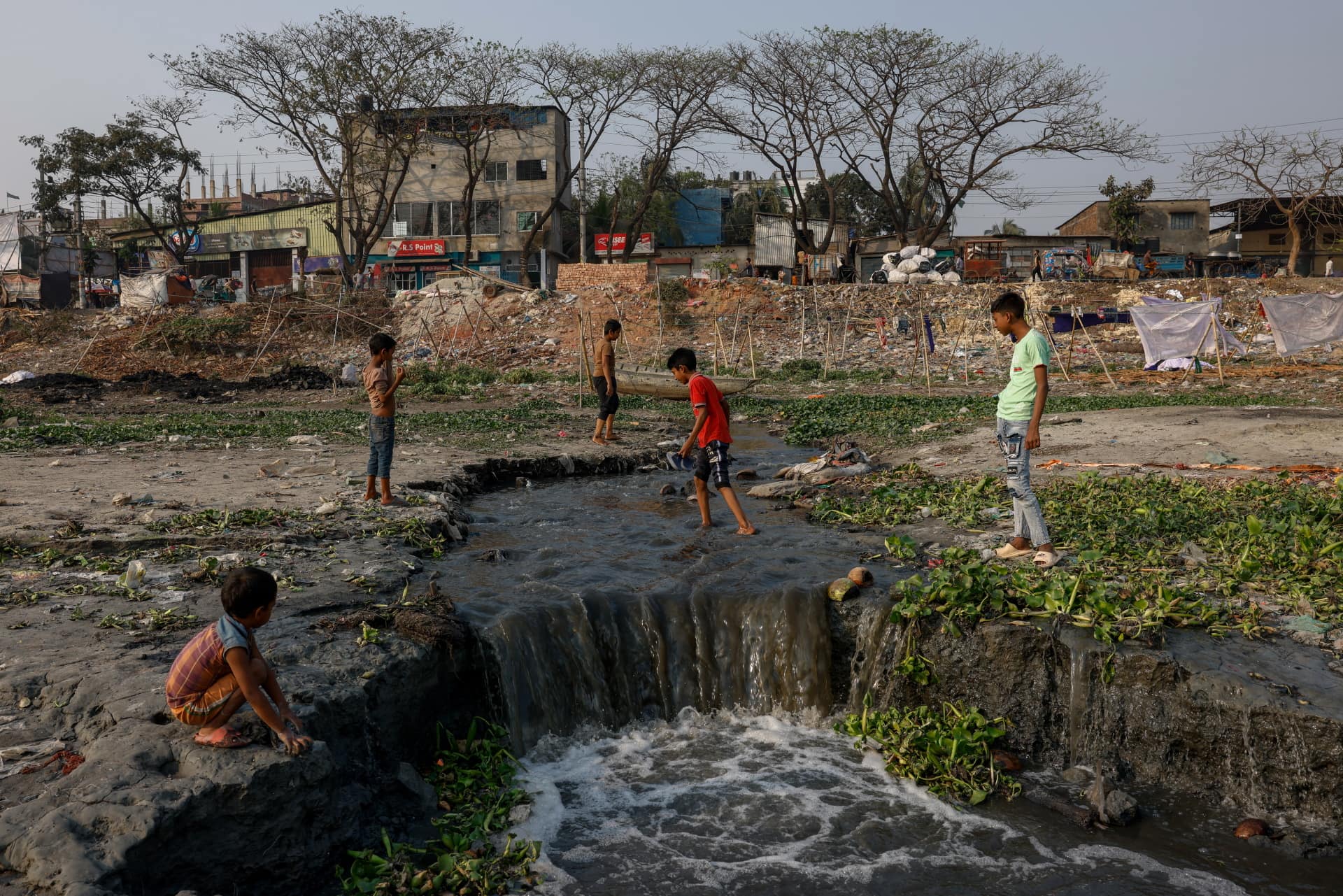High levels of ‘forever chemicals’ found in water sources near Bangladesh garment factories can cause cancer High levels of ‘forever chemicals’ found in water sources near Bangladesh garment factories can cause cancer