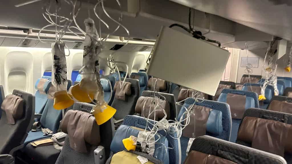 Singapore Airlines plane fall 54 meters in seconds, flight data reveals