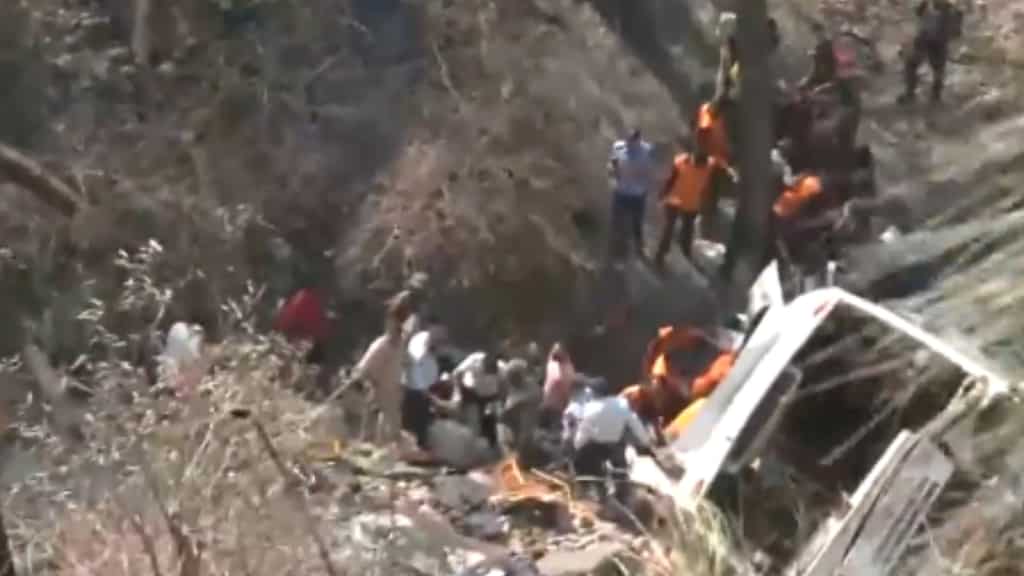 India: 21 dead, more than 60 injured after bus falls into deep gorge in Jammu