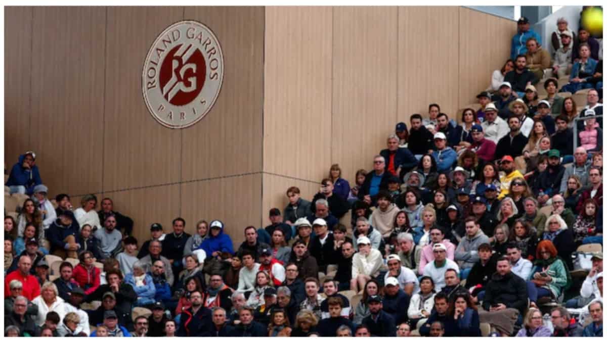 French Open 2024: Organisers ban alcohol from stands following fans' unruly behaviour
