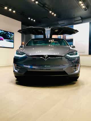 Tesla to recall 125,227 vehicles over faulty seat belt warning system