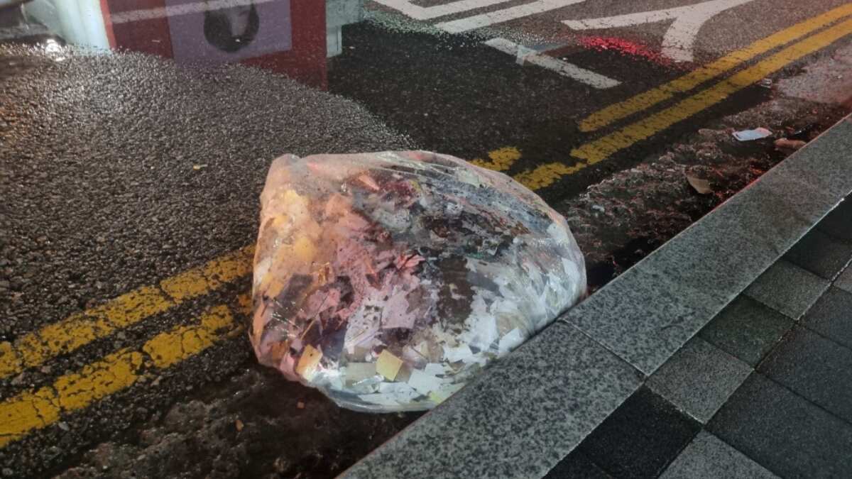 South Korea to suspend military pact with North over trash balloons