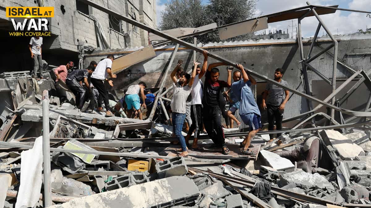 Gazans flee as Israeli forces push into Khan Yunis