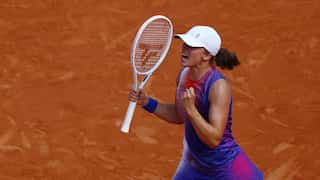 Iga Swiatek beats American Coco Gauff to reach third straight French Open final